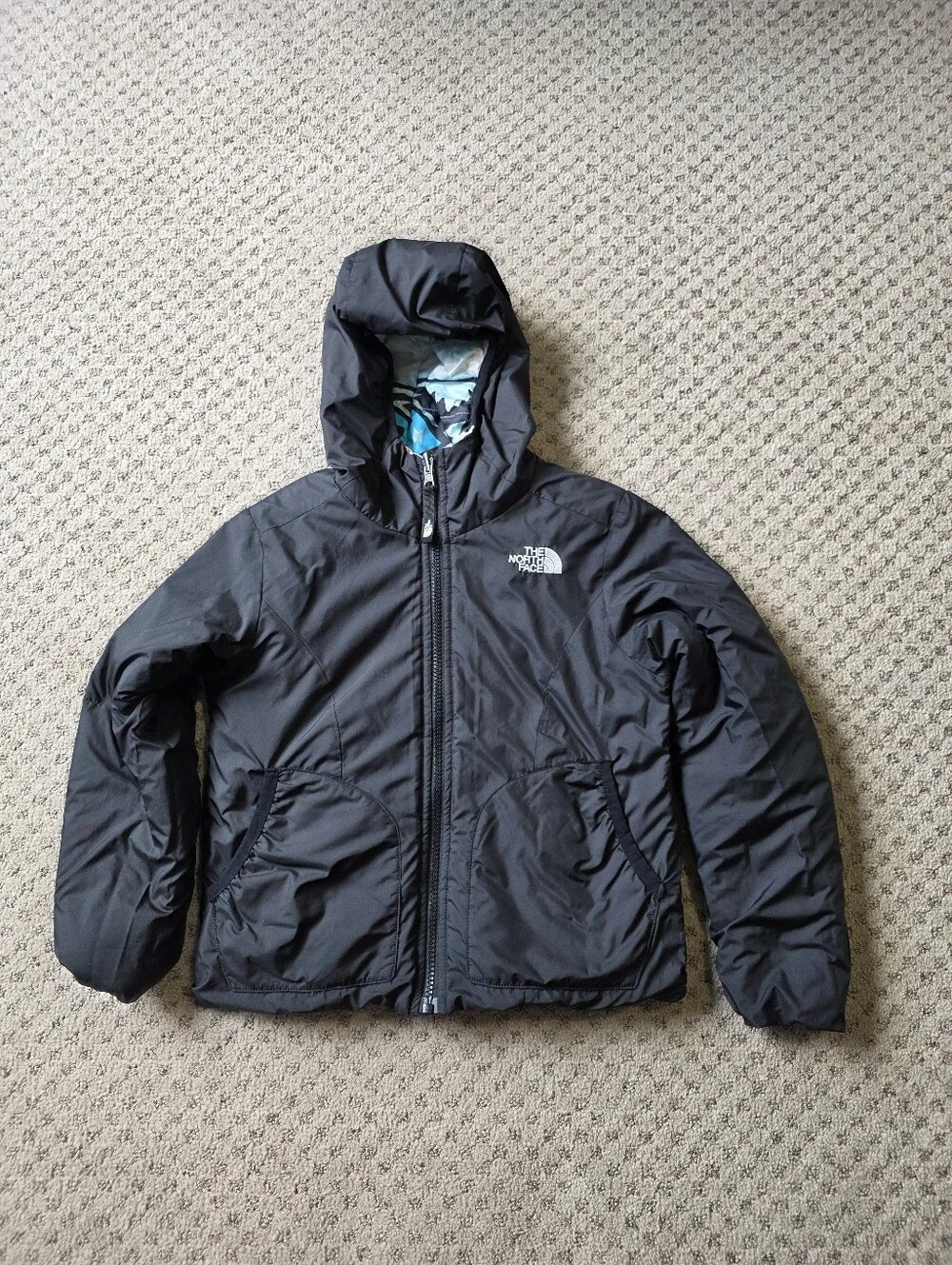 The North Face Girls' Reversible Blue Patterned And Black Puffer Jacket